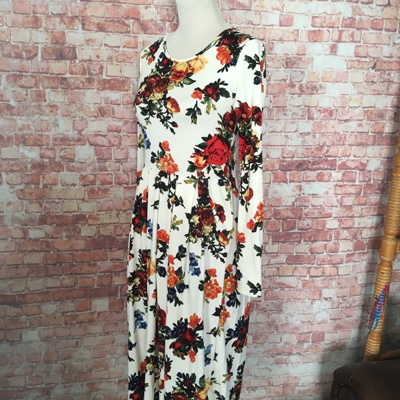 Reborn J Floral Pocketed Jersey Dress - Picture 3 of 5